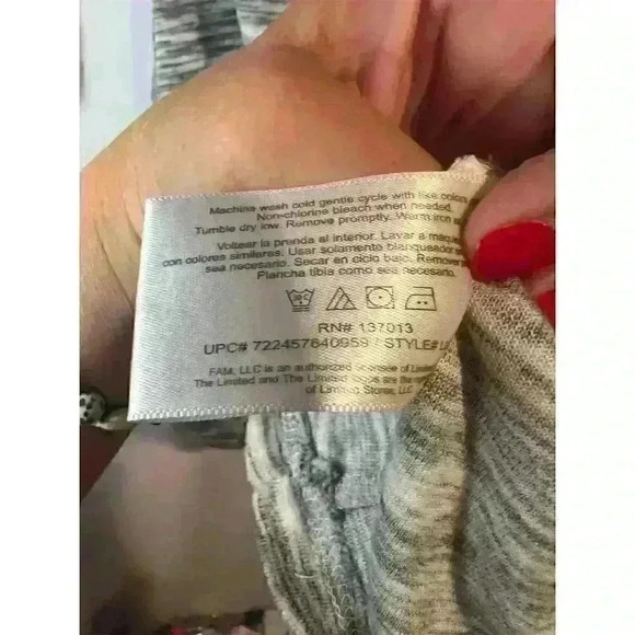 The Limited Women's Gray Knit Long Sleeve Sweater Dress XS Short Sheath - Picture 14 of 16